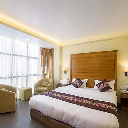 Ganapati Airport Hotel
