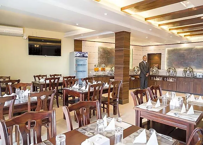 Hotel Ganapati Airport