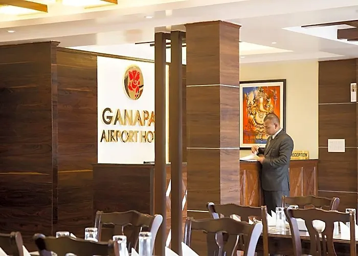 Hotel Ganapati Airport 3*