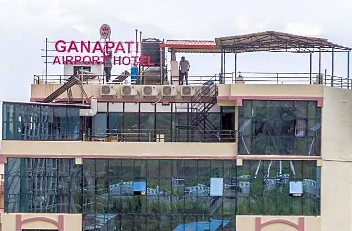 Ganapati Airport 3*